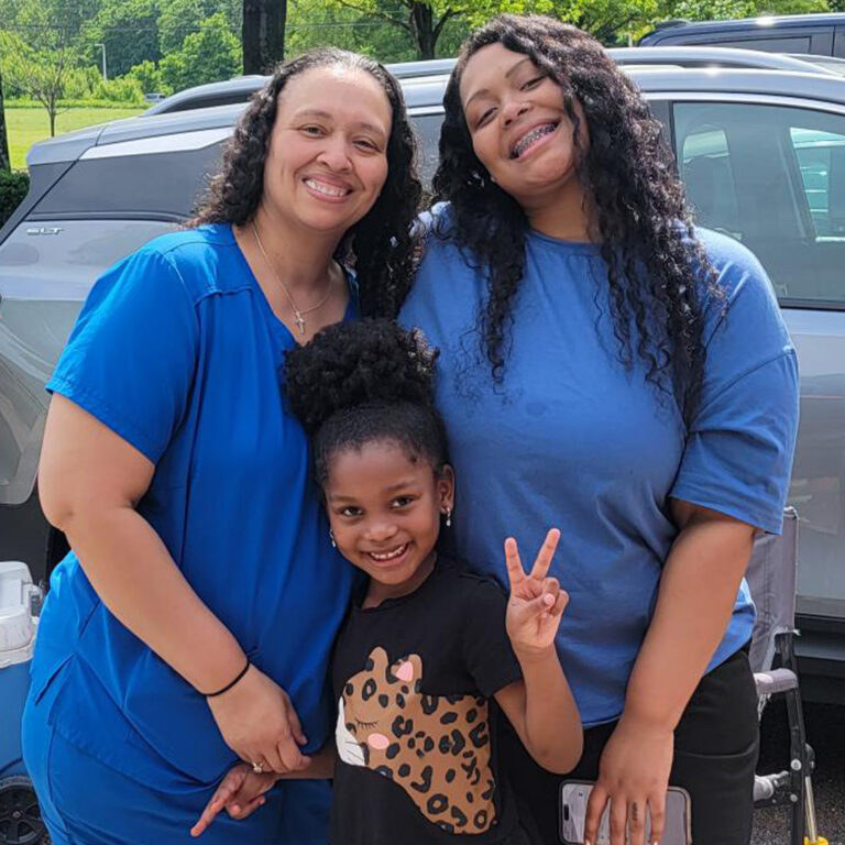 rdent-news-2025-crawfish-boil-02